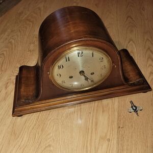 Vintage Mantel Clock